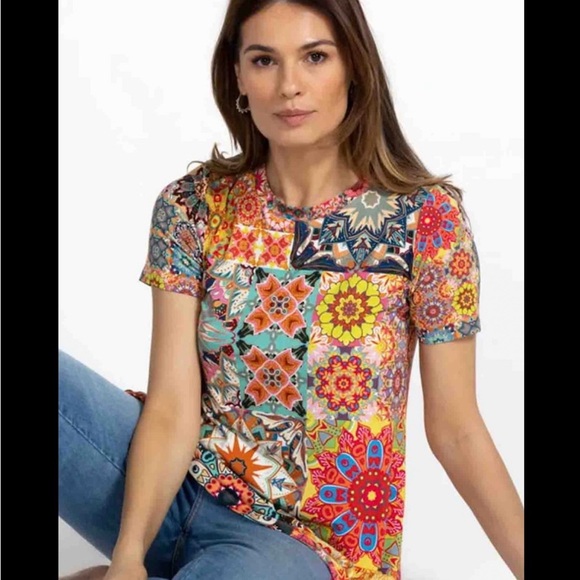 Johnny Was Tops - Johnny Was THE JANIE FAVORITE SHORT SLEEVE CREW NECK SWING TEE